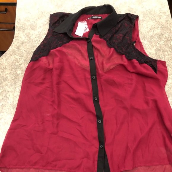Maurices Top NWT - Picture 1 of 3